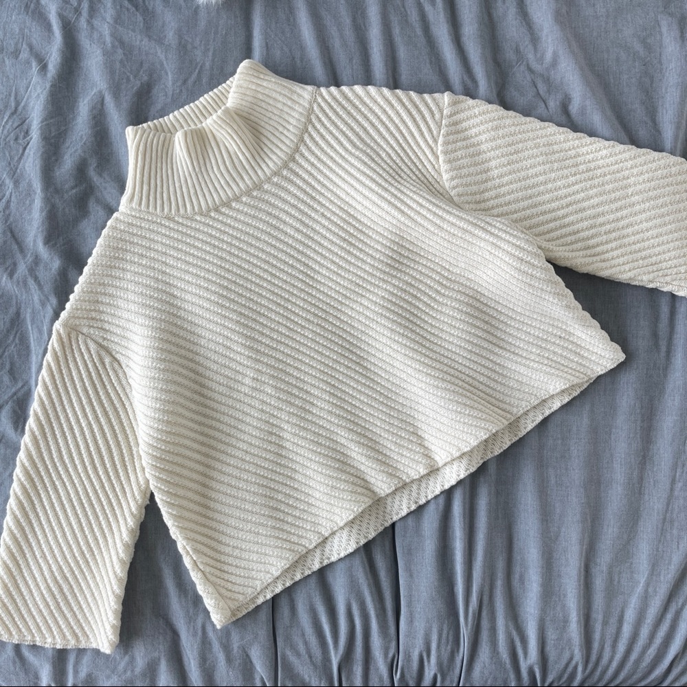 Turtleneck drop sleeve White Knit Top Sweater
